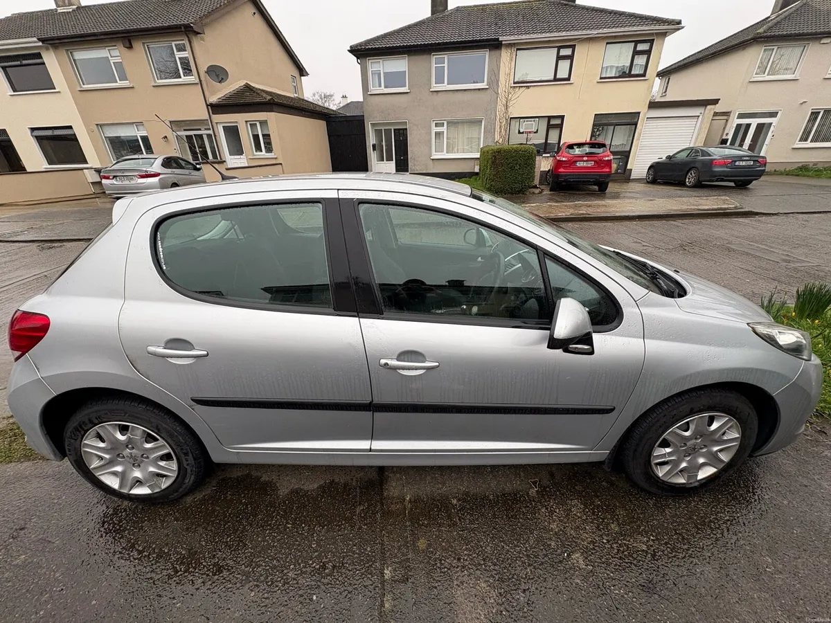 2010 Peugeot 207 - low miles - Image 1