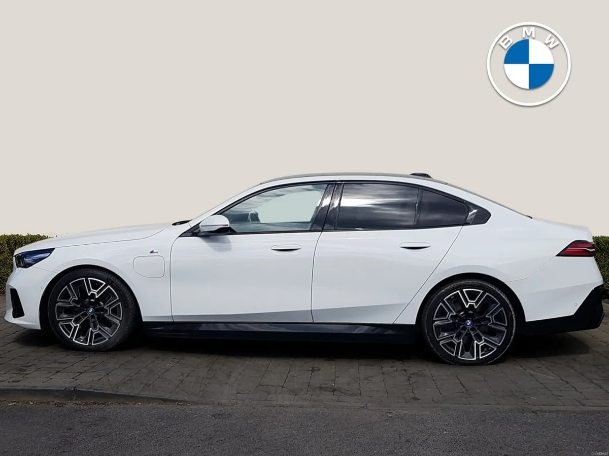 BMW 5-Series 530e M Sport - Image 3