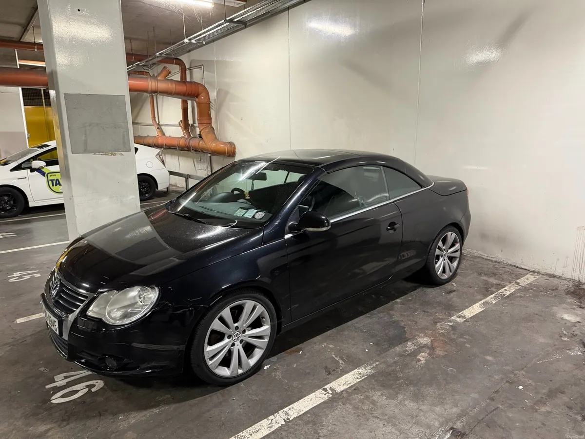 Volkswagen ros cabrio 2.0TDI hardtop convertible - Image 1