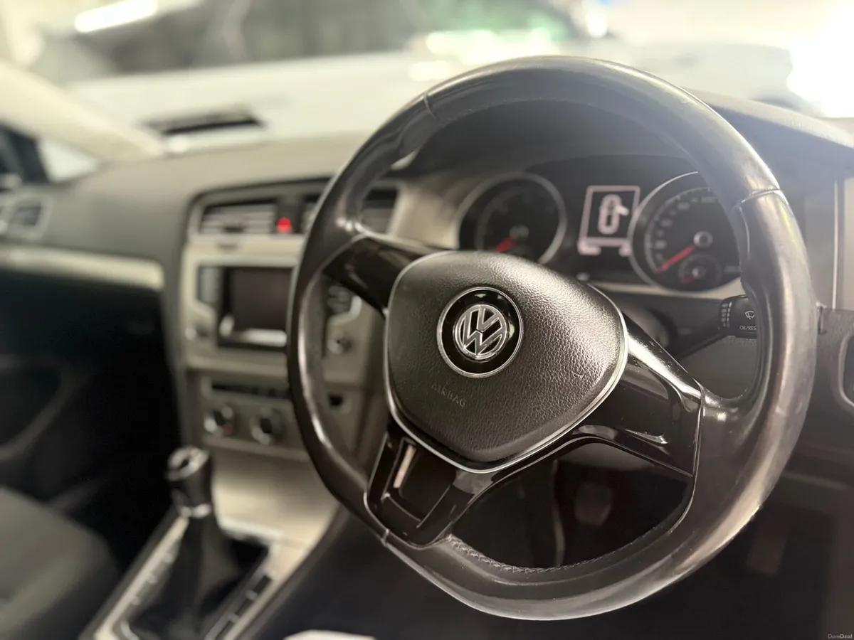 Volkswagen Golf 2014. 1.6TDI. COMFORTLINE - Image 3