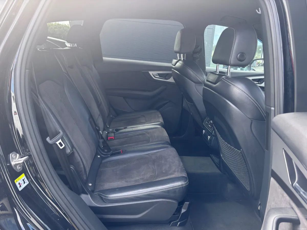 2019 Audi Q7 3.0 TDI 45 S LINE QUATTRO // 7 SEATER - Image 4