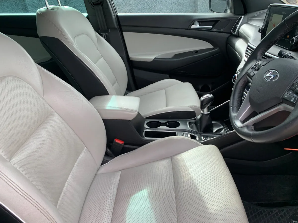 Hyundai Tucson Executive Plus  Huge Spec - Image 3