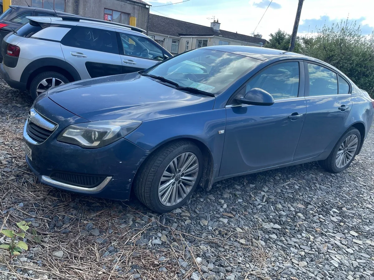 Opel Insignia 2016 1.6 d manual 270000km - Image 2