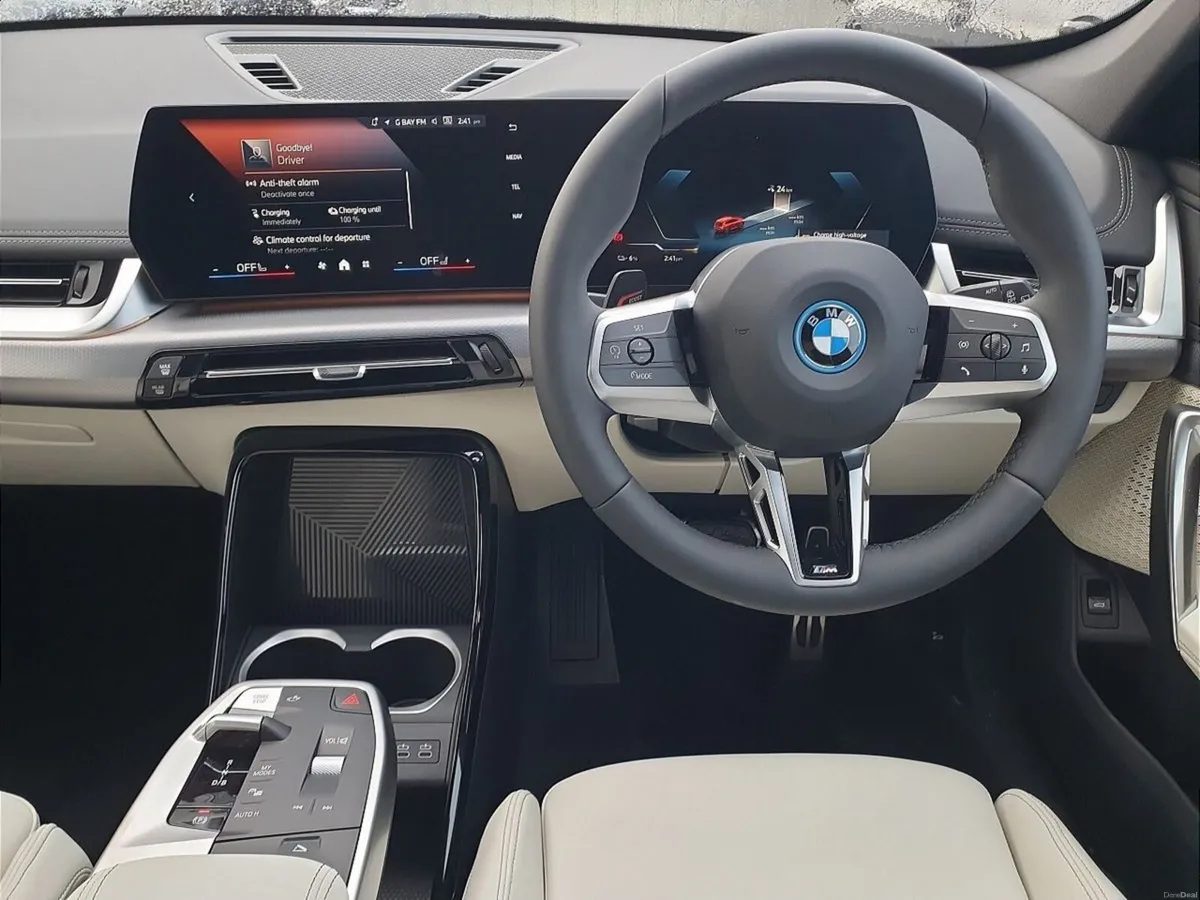 BMW iX1 eDrive20 M Sport - Image 5