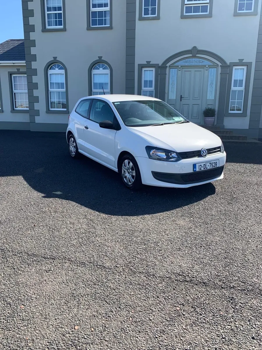 Volkswagen Polo 2012 - Image 2