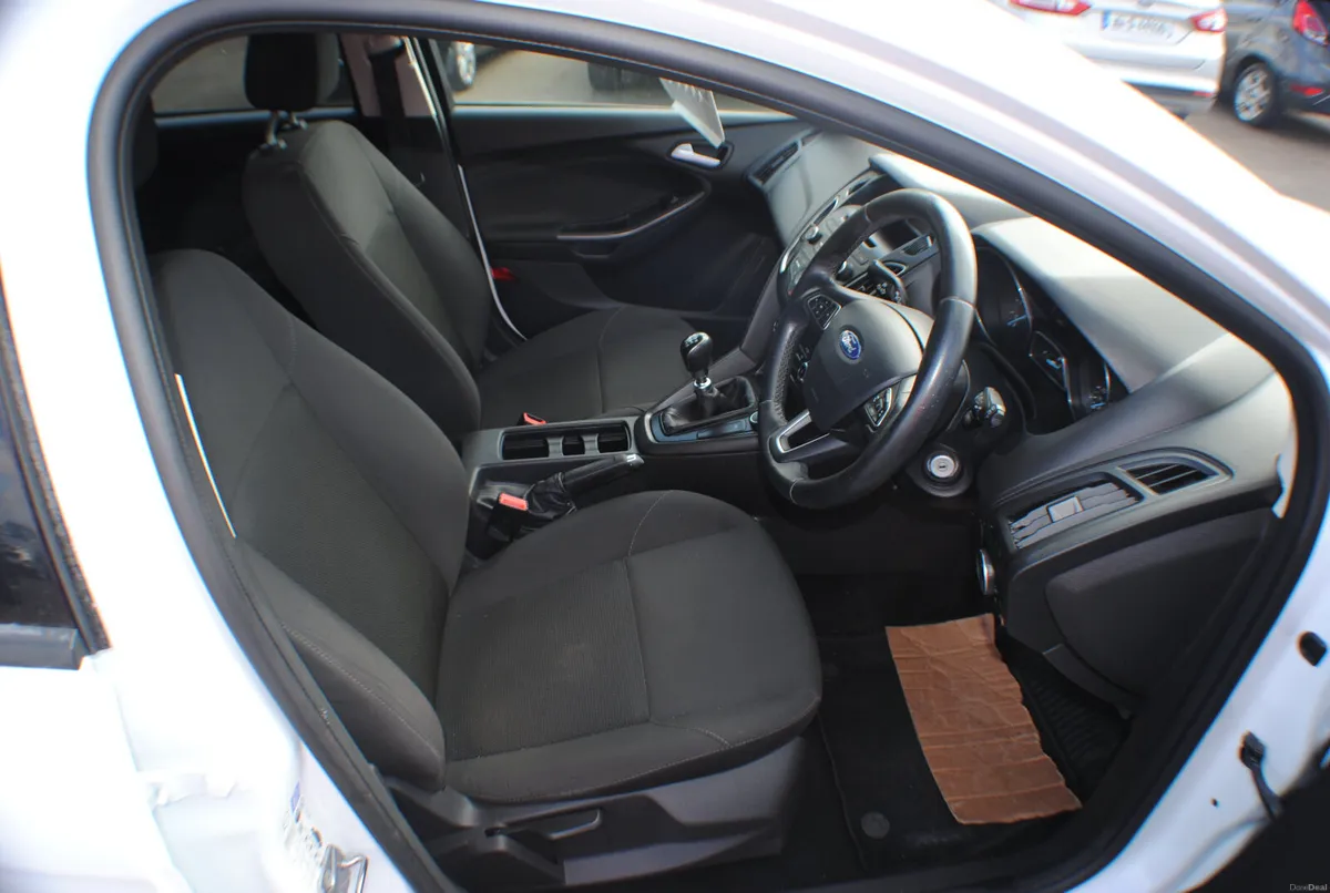 Ford Focus 2018 - Image 4