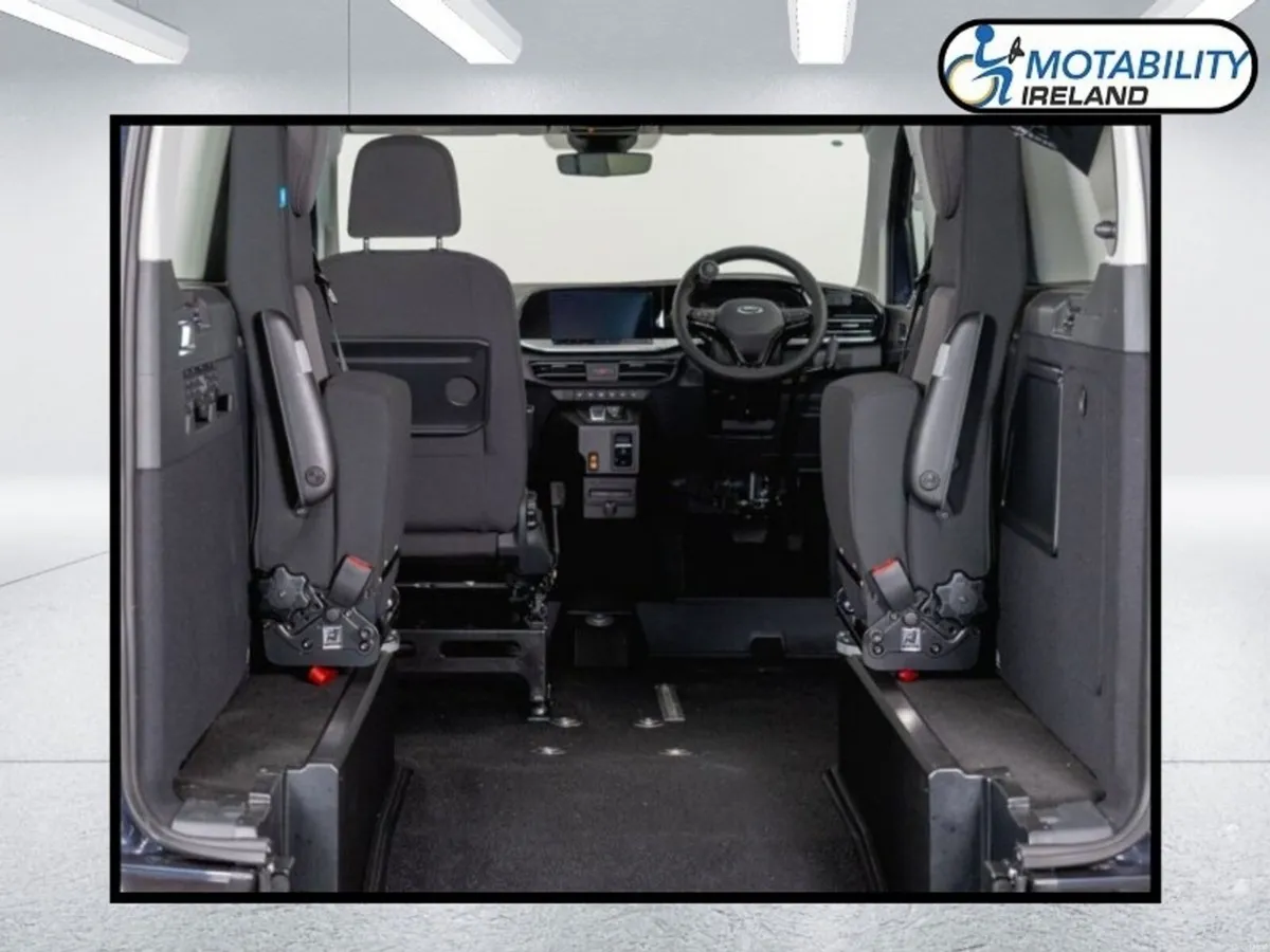 Ford Tourneo Connect Dual Drive From Wheelchair / - Image 6