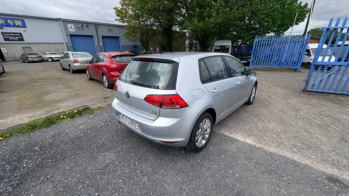 Volkswagen Golf 1.2TSI AUTO 2014 - Image 4