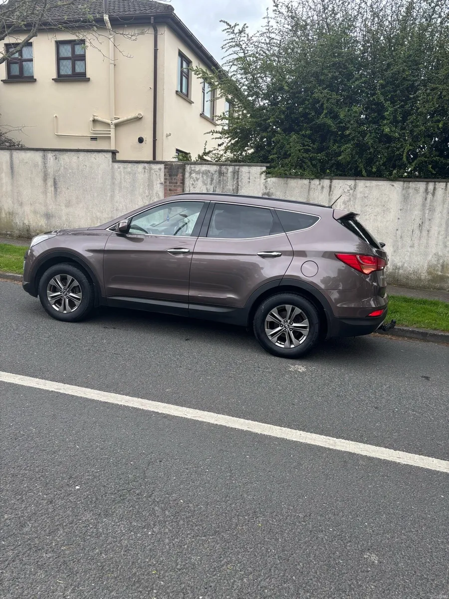 Hyundai santa fe - Image 1
