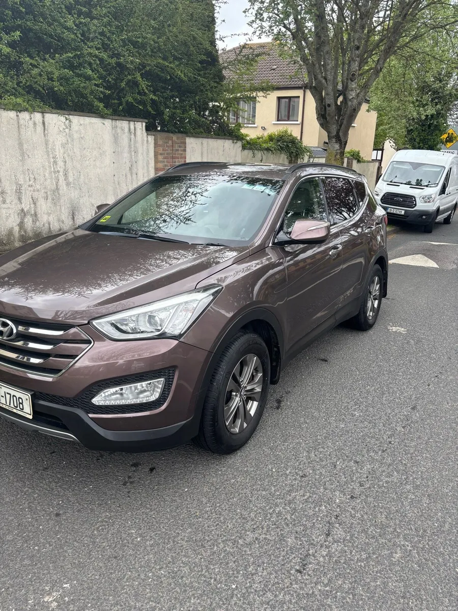 Hyundai santa fe - Image 2