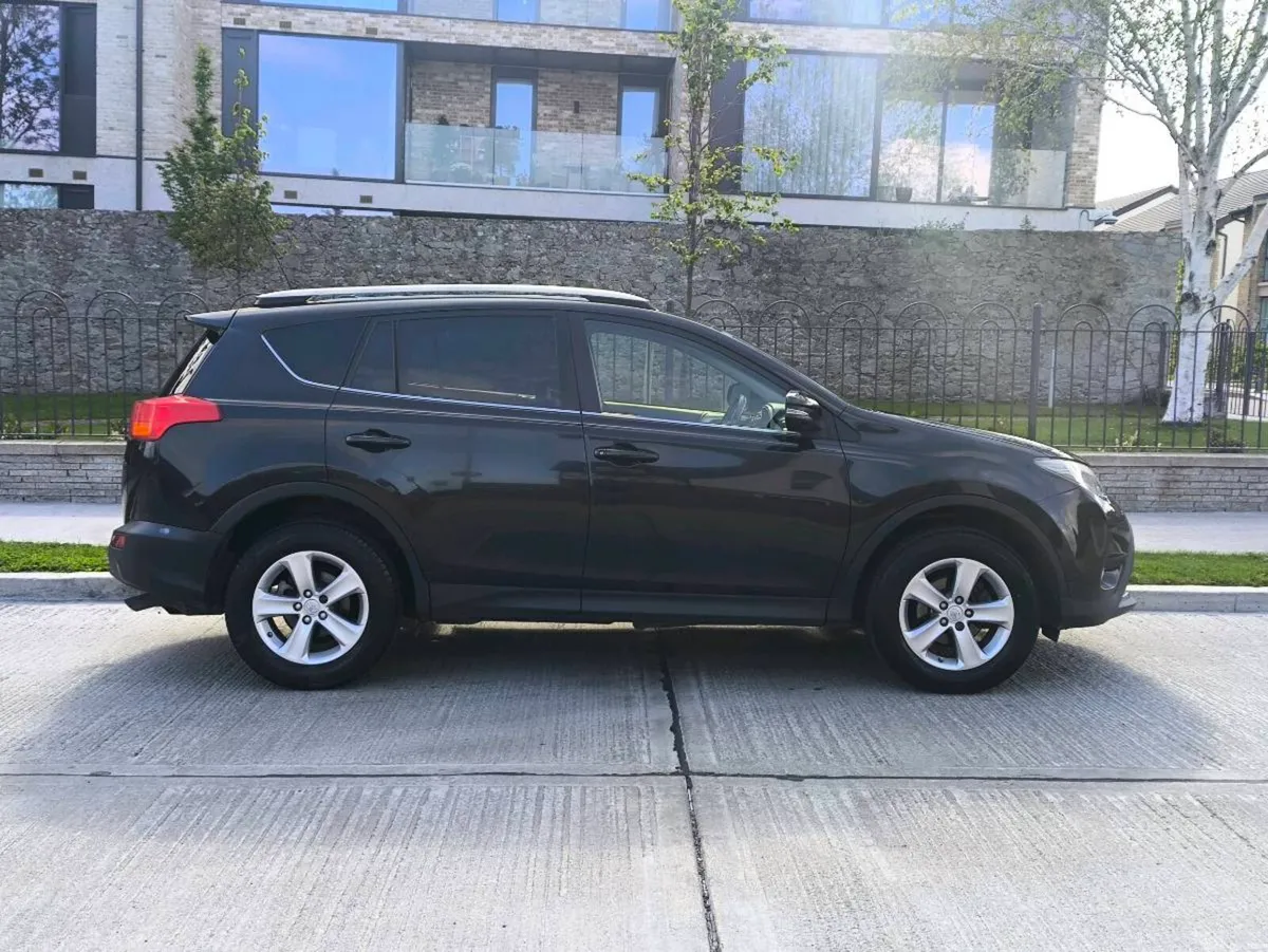 2013 RAV4 INVINCIBLE TAXED NCT SUNROOF - Image 2