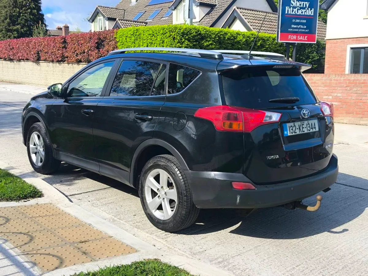 2013 RAV4 INVINCIBLE TAXED NCT SUNROOF - Image 3