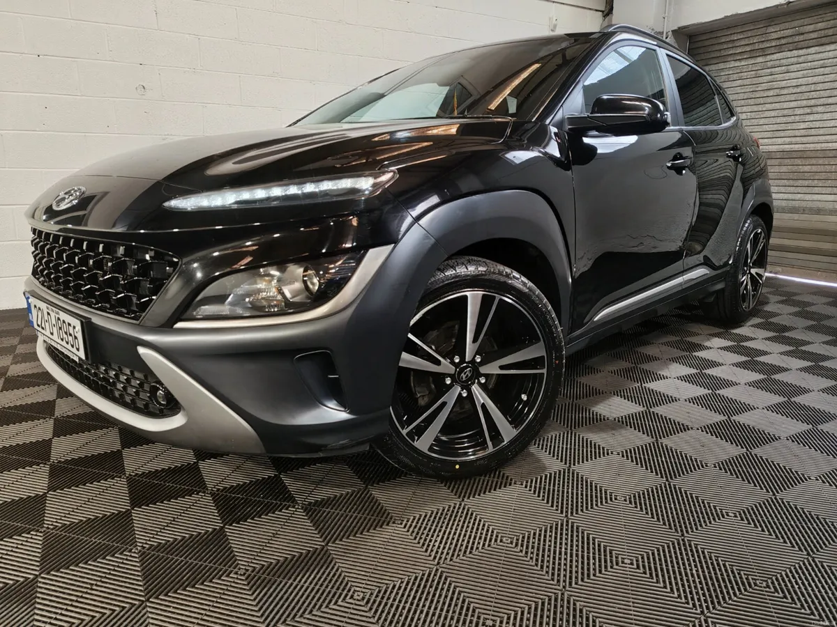Hyundai KONA 2022 1.0 PETROL KAUAI EXECUTIVE SPEC - Image 1