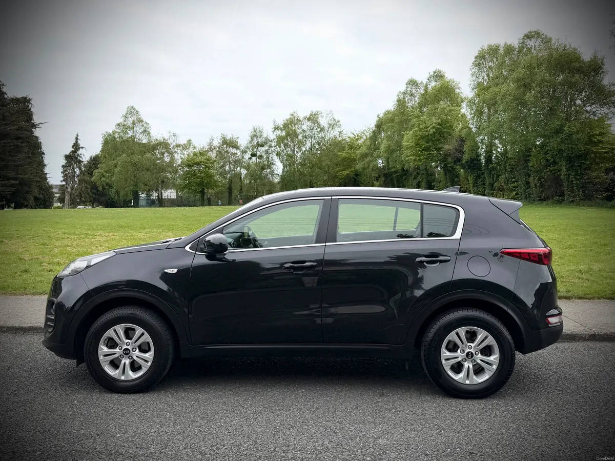 Kia Sportage 1.6 EX Petrol | Feb 27 nct. - Image 4