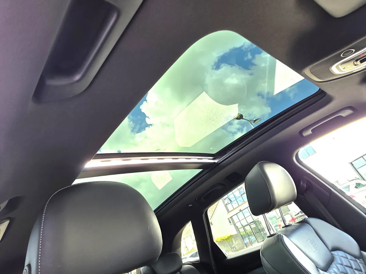 2019 Audi Q5 55 S Line Competition PHEV Quattro - Image 3