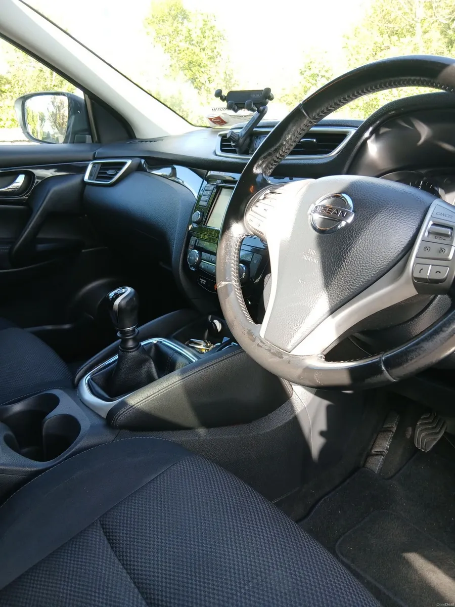 Nissan Qashqai 2015 - Image 5
