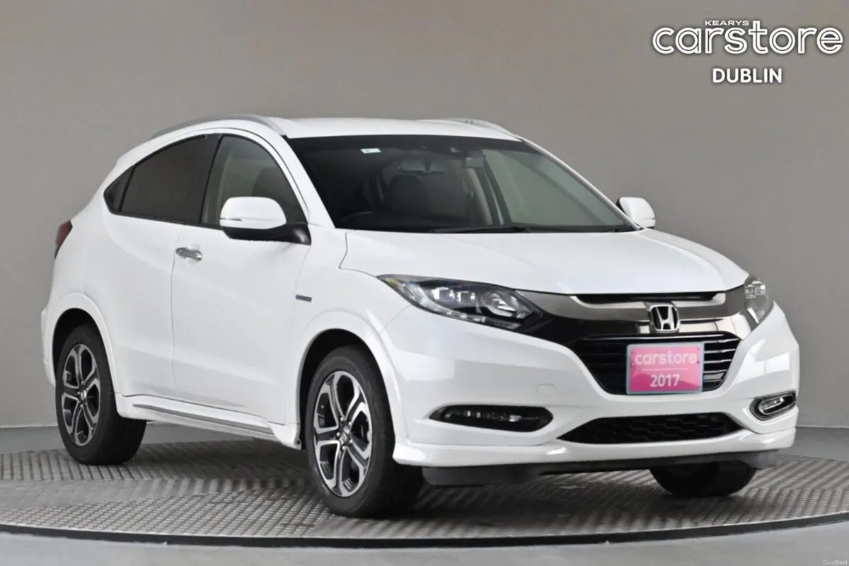 Honda Vezel 1.5 HYBRID **HALF LEATHER**REVERSE CAM - Image 1