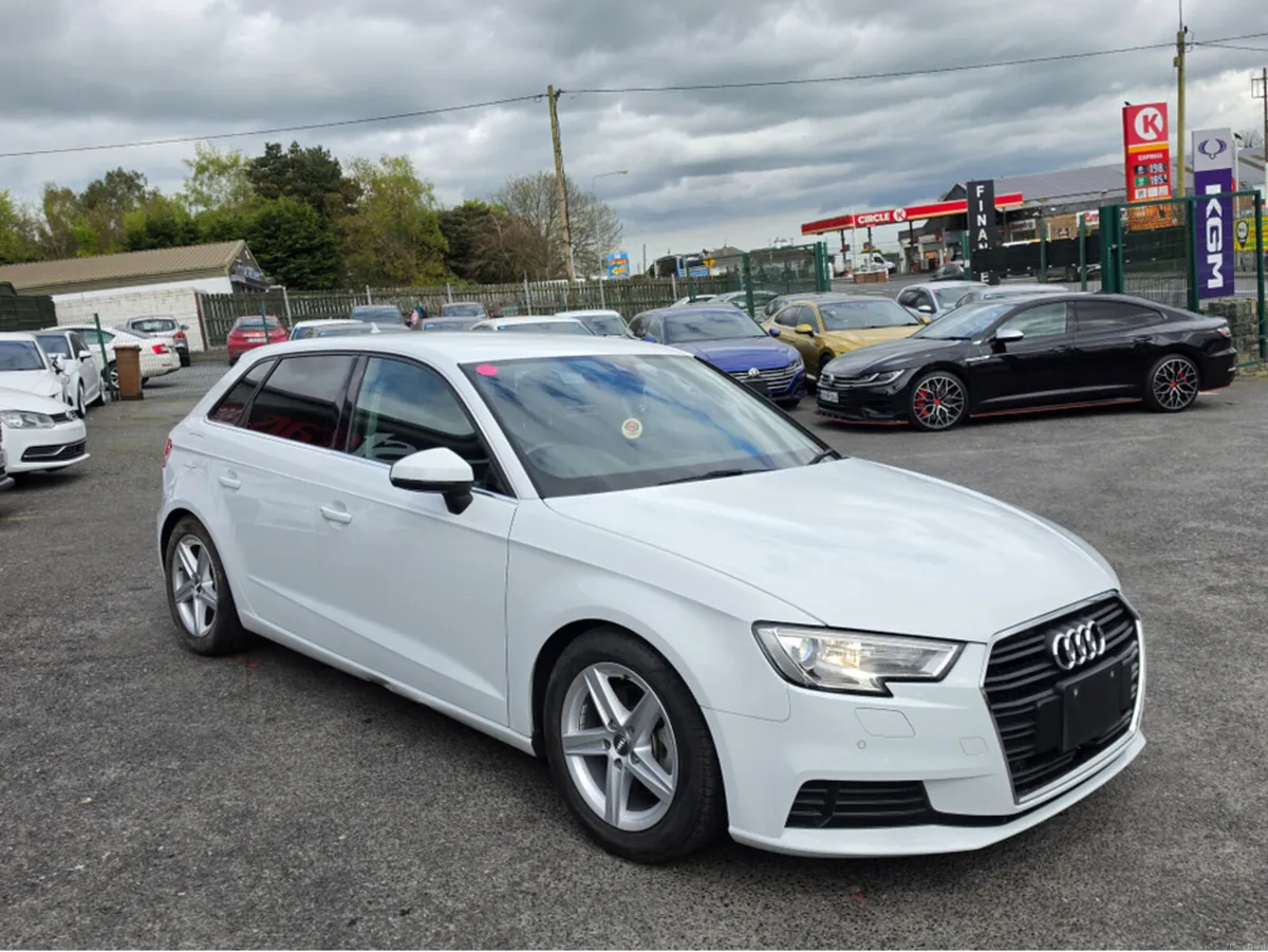 Audi A3 1.4 TFSI  FACELIFT MODEL -DIGITAL DASH - C - Image 3