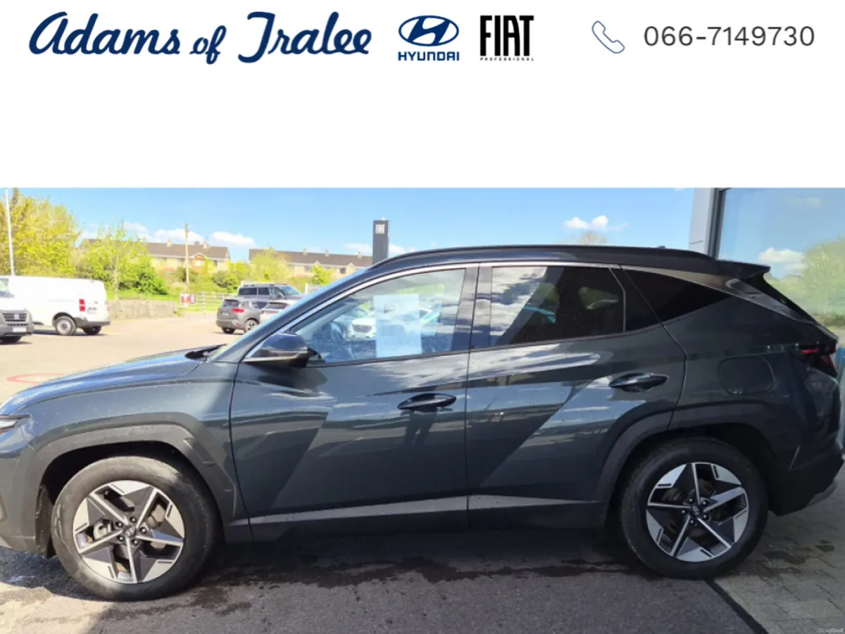 Hyundai Tucson EXECUTIVE 5DR - Image 2