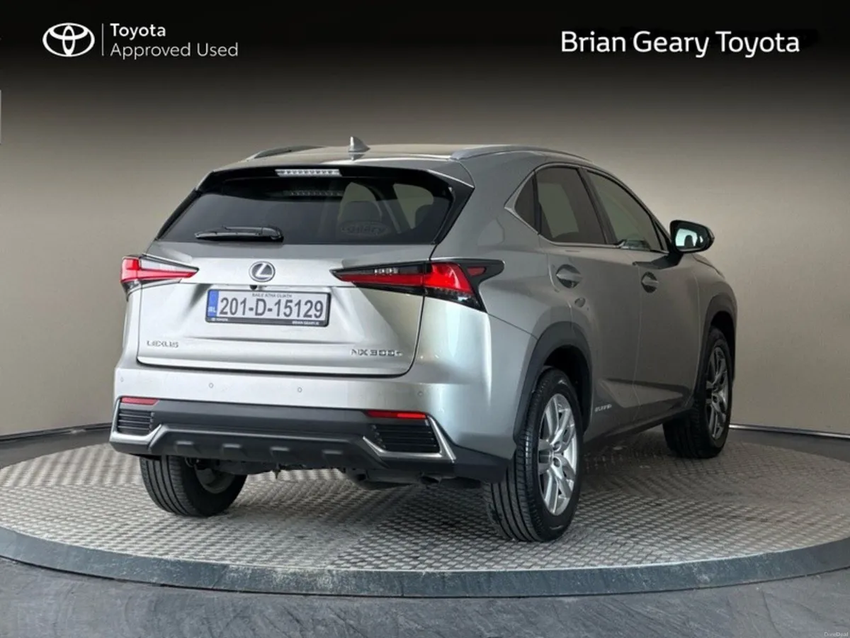 Lexus NX EXECUTIVE NX300H - Image 2