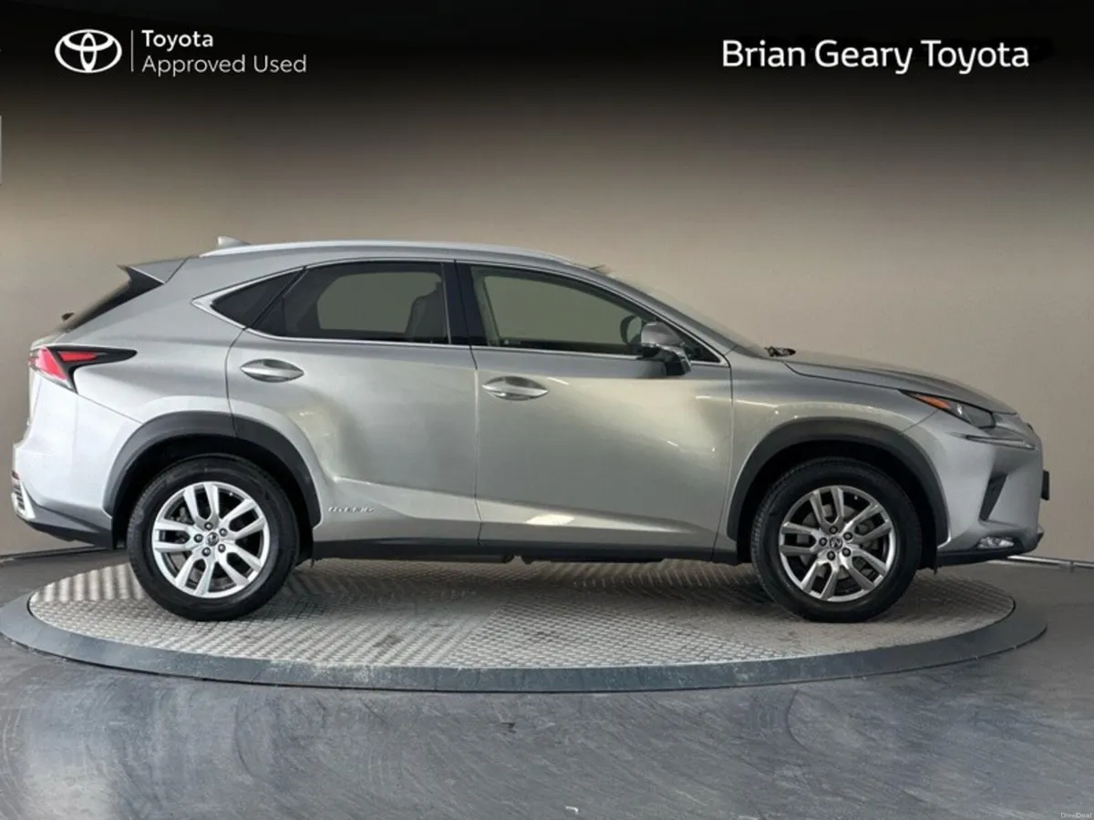 Lexus NX EXECUTIVE NX300H - Image 3