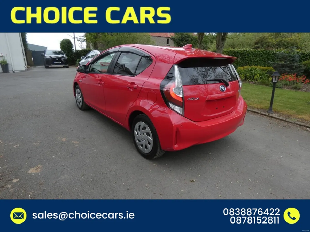 Toyota Aqua 1.5 AUTO HYBRID - Image 5