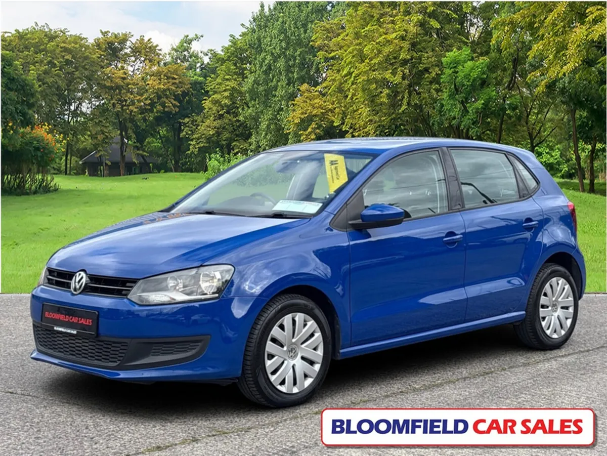 Volkswagen Polo 1.2 TSI, AUTO // EXTREMELY LOW MIL - Image 3