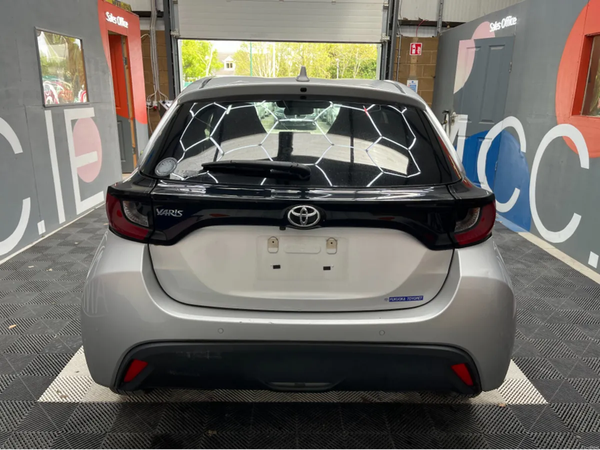 Toyota Yaris 2021 TOYOTA YARIS X 1.0 AUTOMATIC / R - Image 3