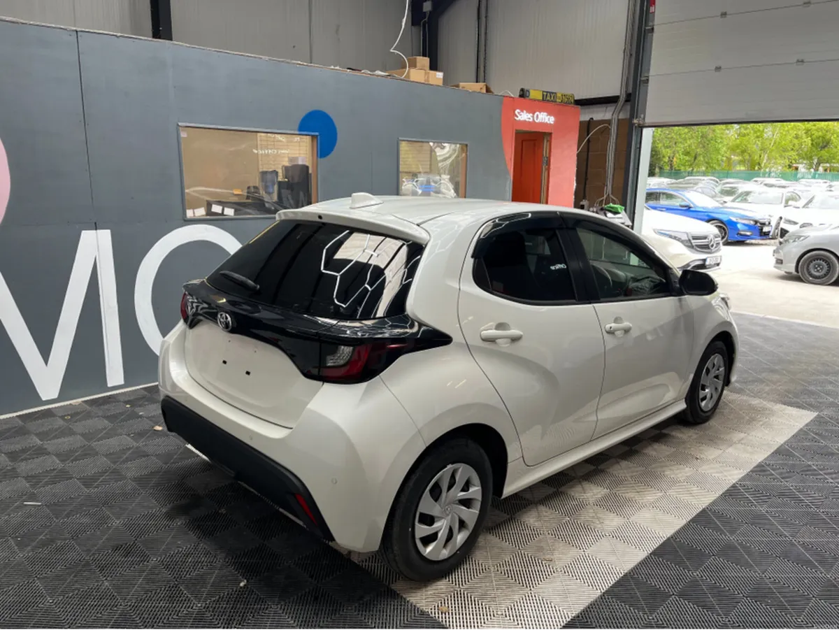 Toyota Yaris 2020 TOYOTA YARIS X 1.0 AUTOMATIC / R - Image 2