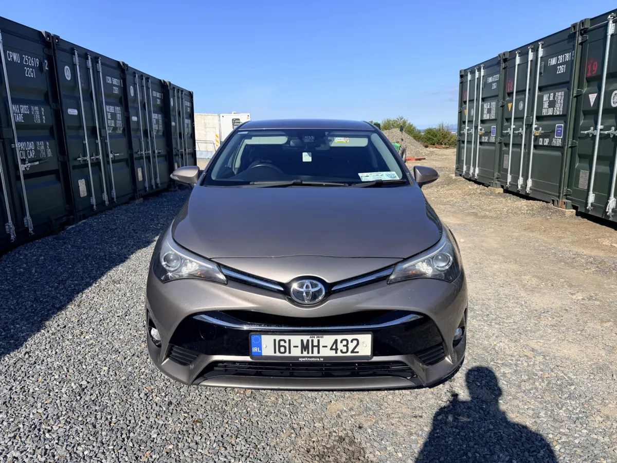 2016 Toyota Avensis 1.6 D-4D Sol Navi - Image 2