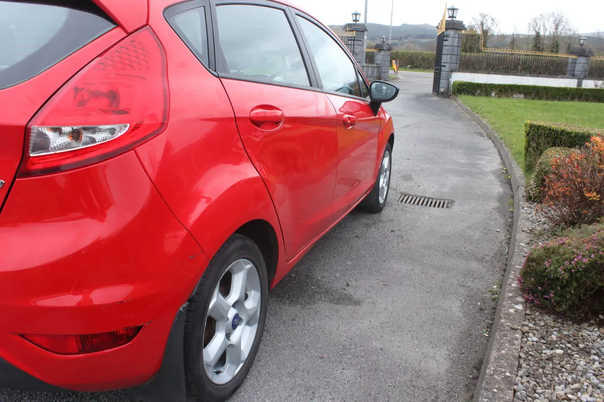 Ford Fiesta Style 1.2L Petrol, 2011 - Image 3
