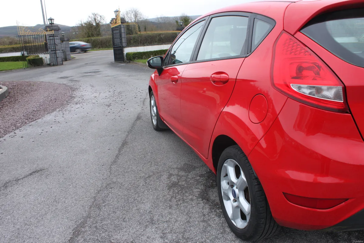 Ford Fiesta Style 1.2L Petrol, 2011 - Image 4