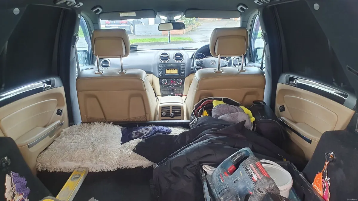 Mercedes-Benz M-Class 2010 - Image 4