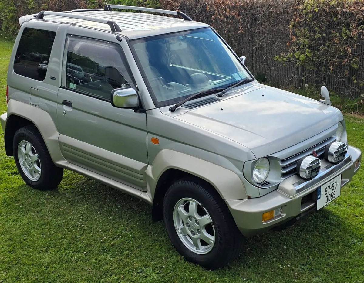 Mitsubishi Pajero Junior - Image 2