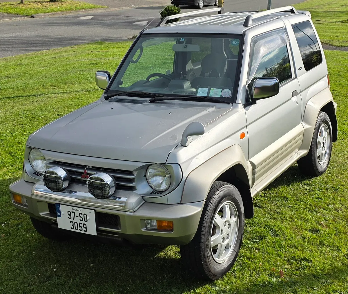 Mitsubishi Pajero Junior - Image 4