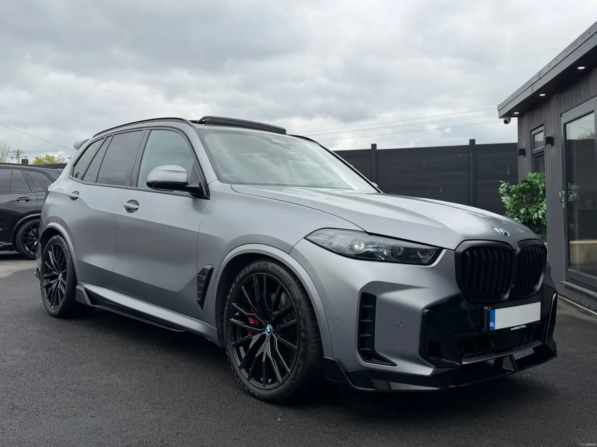 2023/232 BMW X5 50E MSPORT *FROZEN GREY* - Image 3