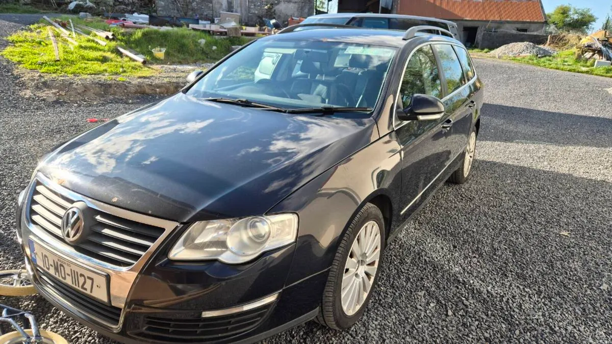 2010 Volkswagon Passat - Image 1