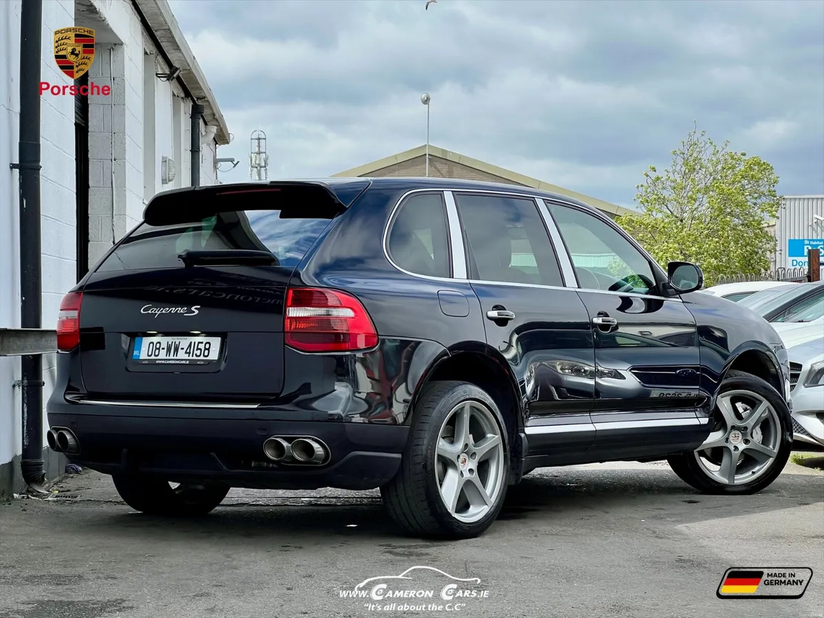 PORSCHE CAYENNE S ARMANI BLACK V8 400bhp - Image 2