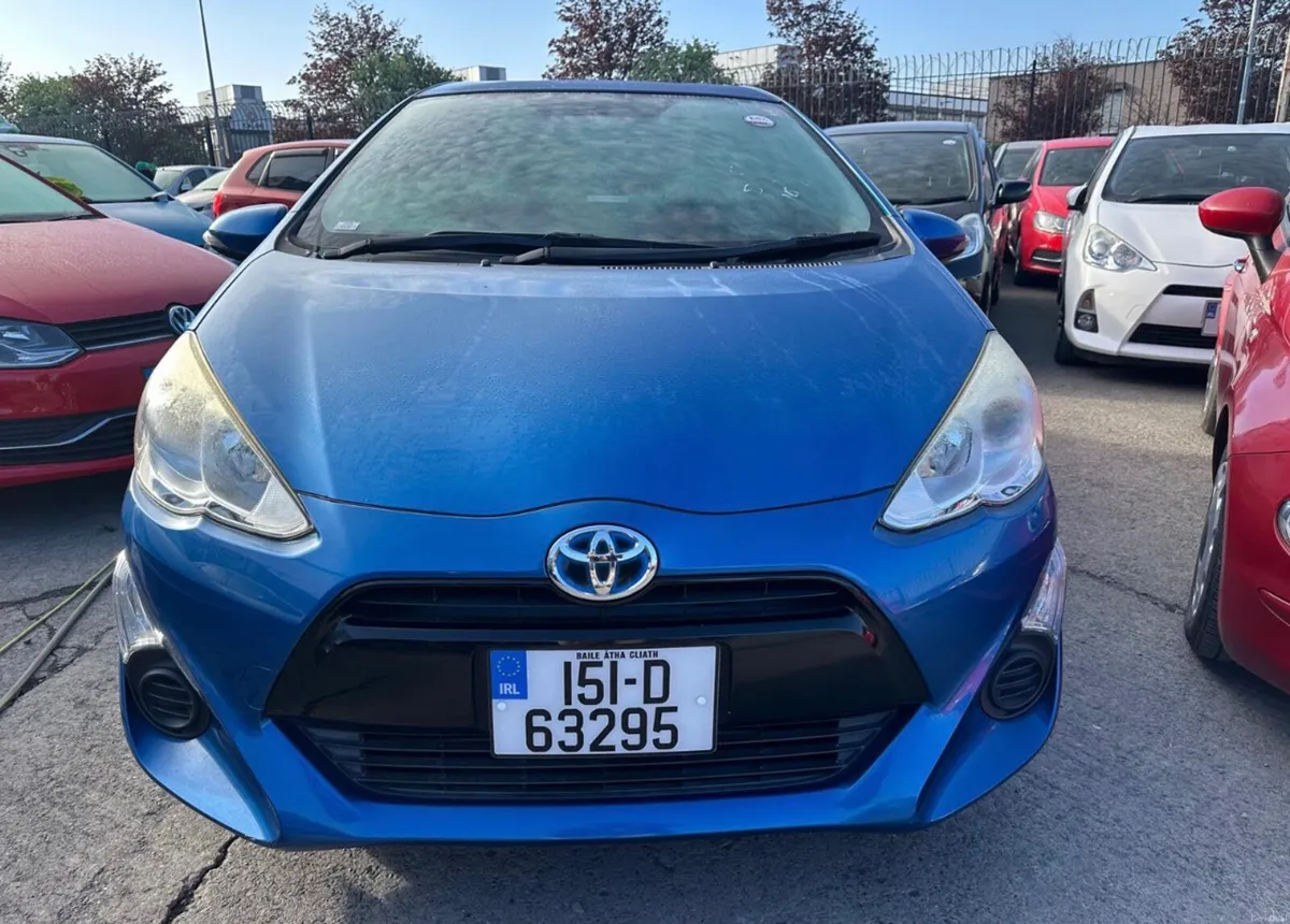 Toyota Aqua 2015 Automatic/Push Start/ immobilizer - Image 3