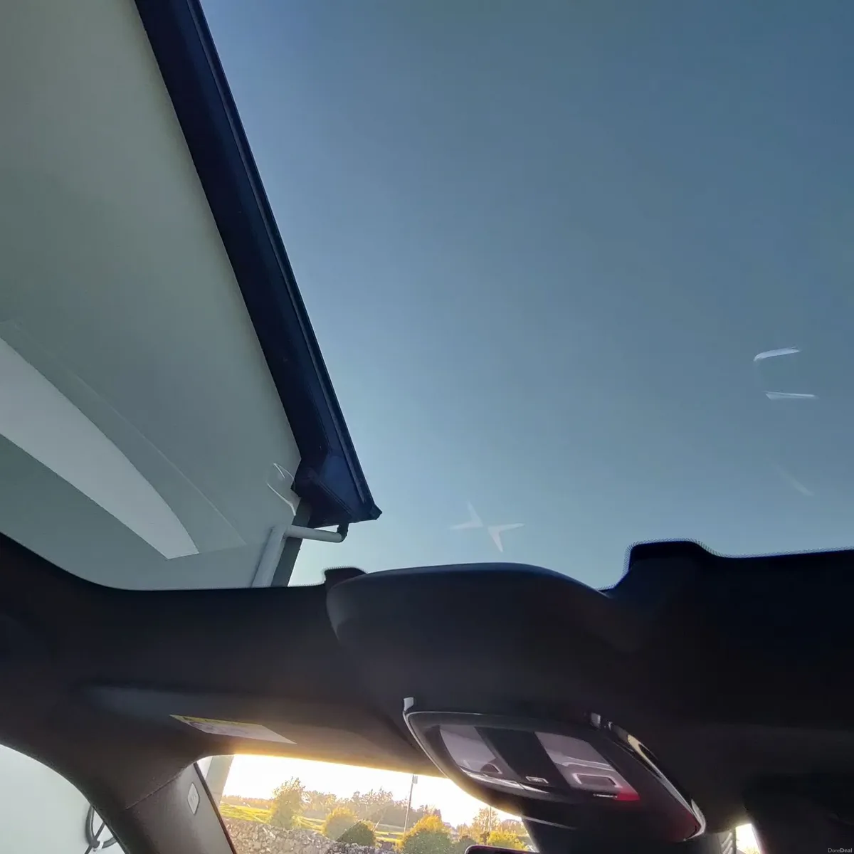 2022 Polestar 2 LRSM tax Apr2027 NCT Apr 2028 - Image 2