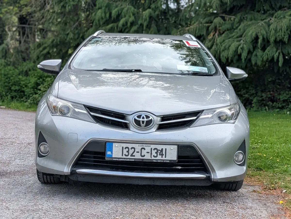 2013 Toyota Auris 1.4 Diesel - Image 2