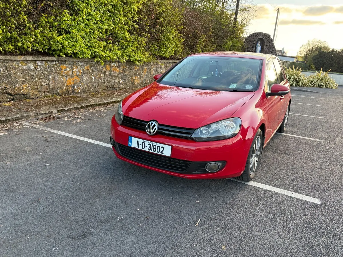 Volkswagen Golf 2011 - Image 1