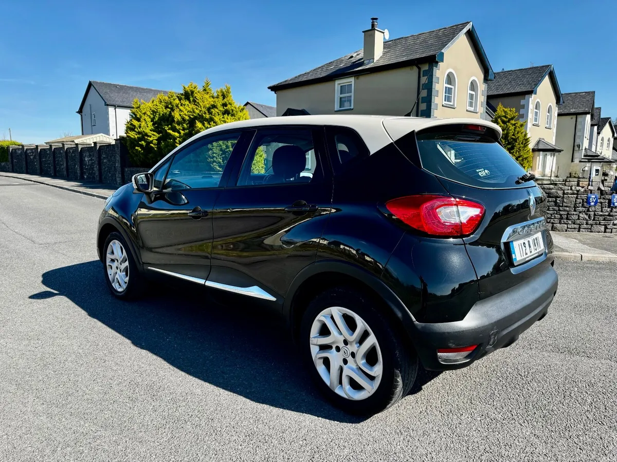 Renault Captur 1.5DCI 172 *NCT Today 08/27* - Image 4