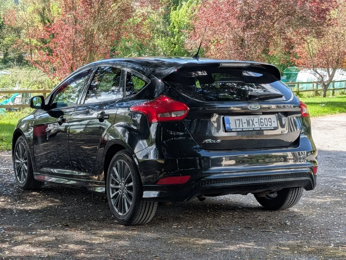 2017 Ford Focus 1.5 Diesel warranty available - Image 4