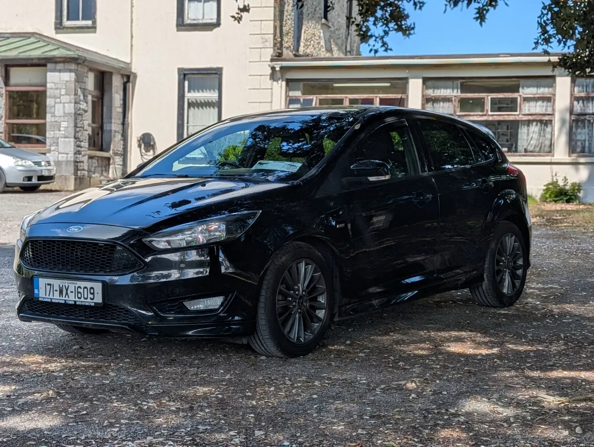 2017 Ford Focus 1.5 Diesel warranty available - Image 3