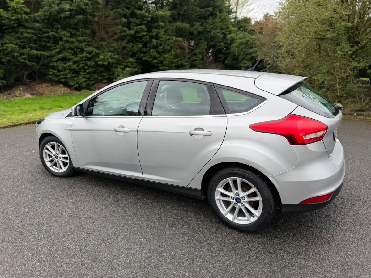 Ford Focus/1L EcoBoost/ Full service / Warranty - Image 3