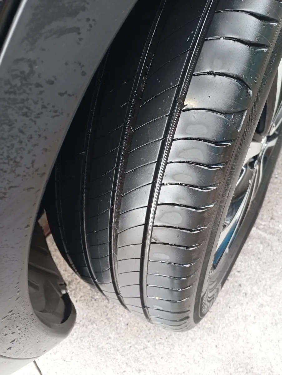 Nissan Qashqai 2012 - Image 2