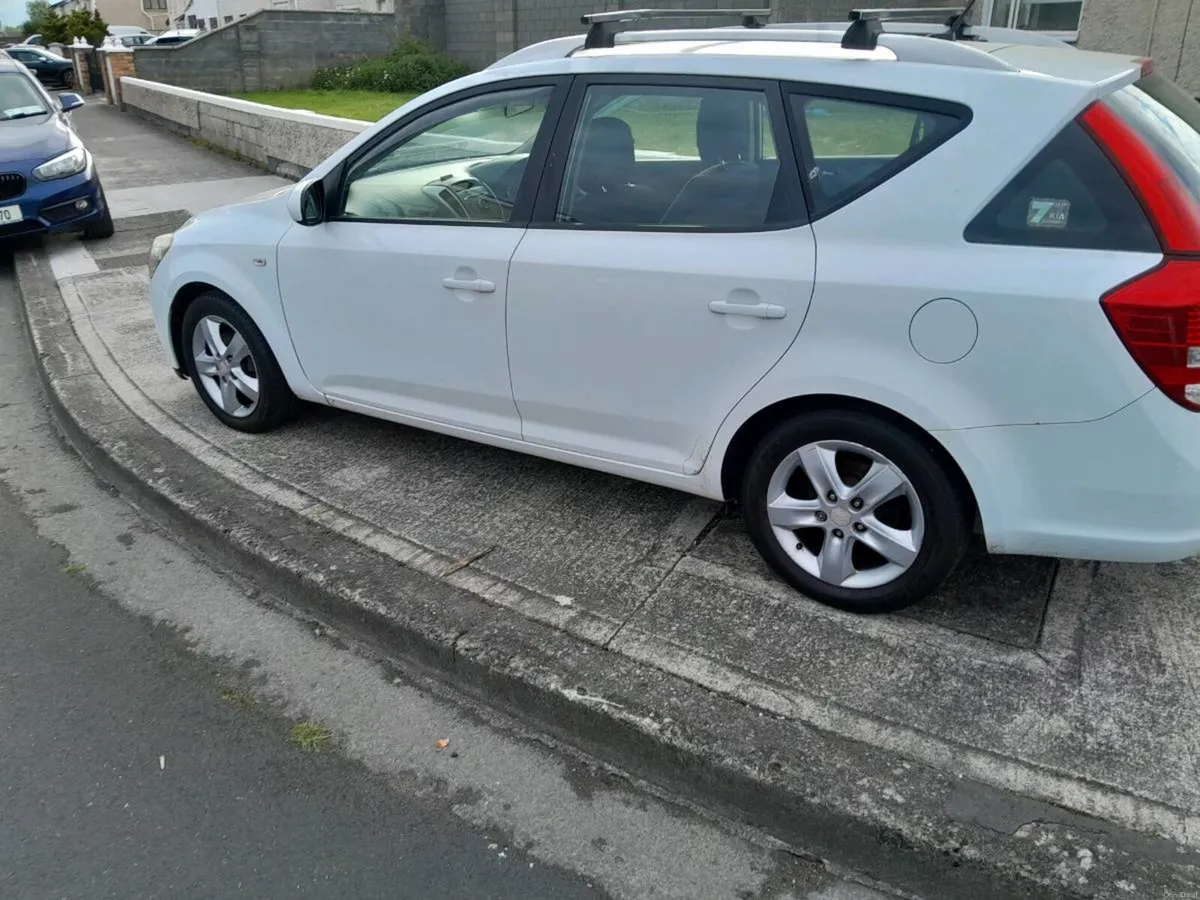 Kia ceed - Image 4