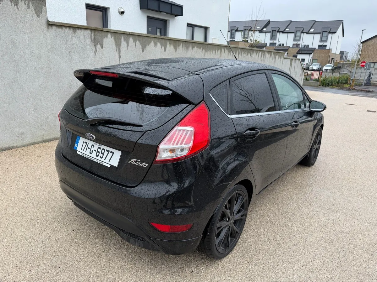 2017 FORD FIESTA NCT 4-27 LOW KMS - Image 4