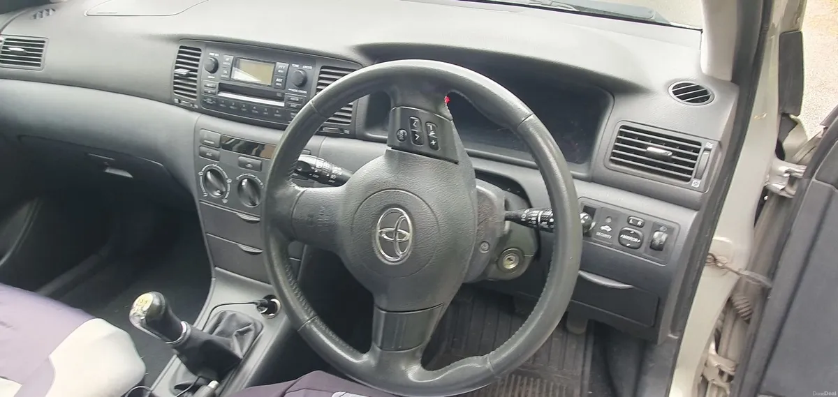 Toyota Corolla 2005 vvti 5 door hatchback nctd&tax - Image 2